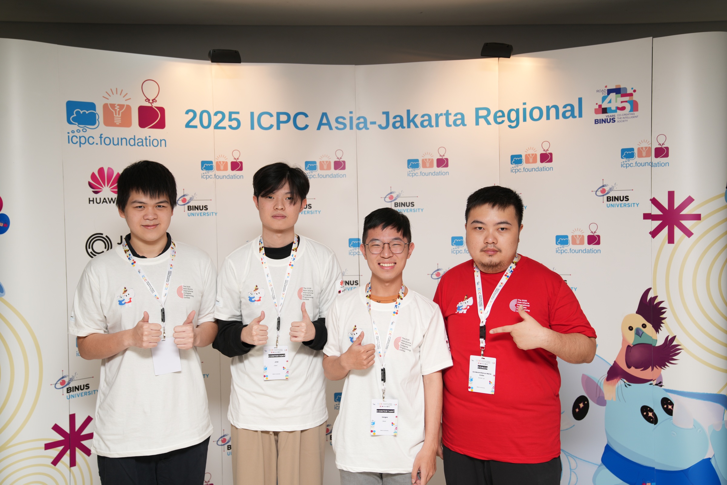 Picture of team r3eial